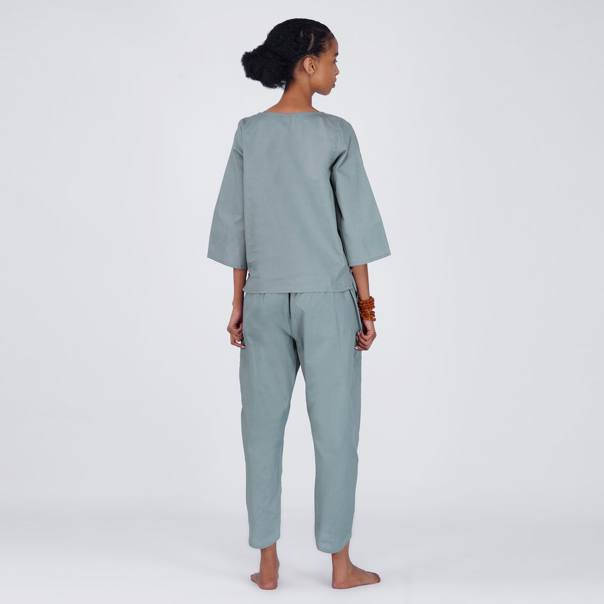 Women Cotton Yoga Pants and Yoga Top Set Grey -Surya — view 2