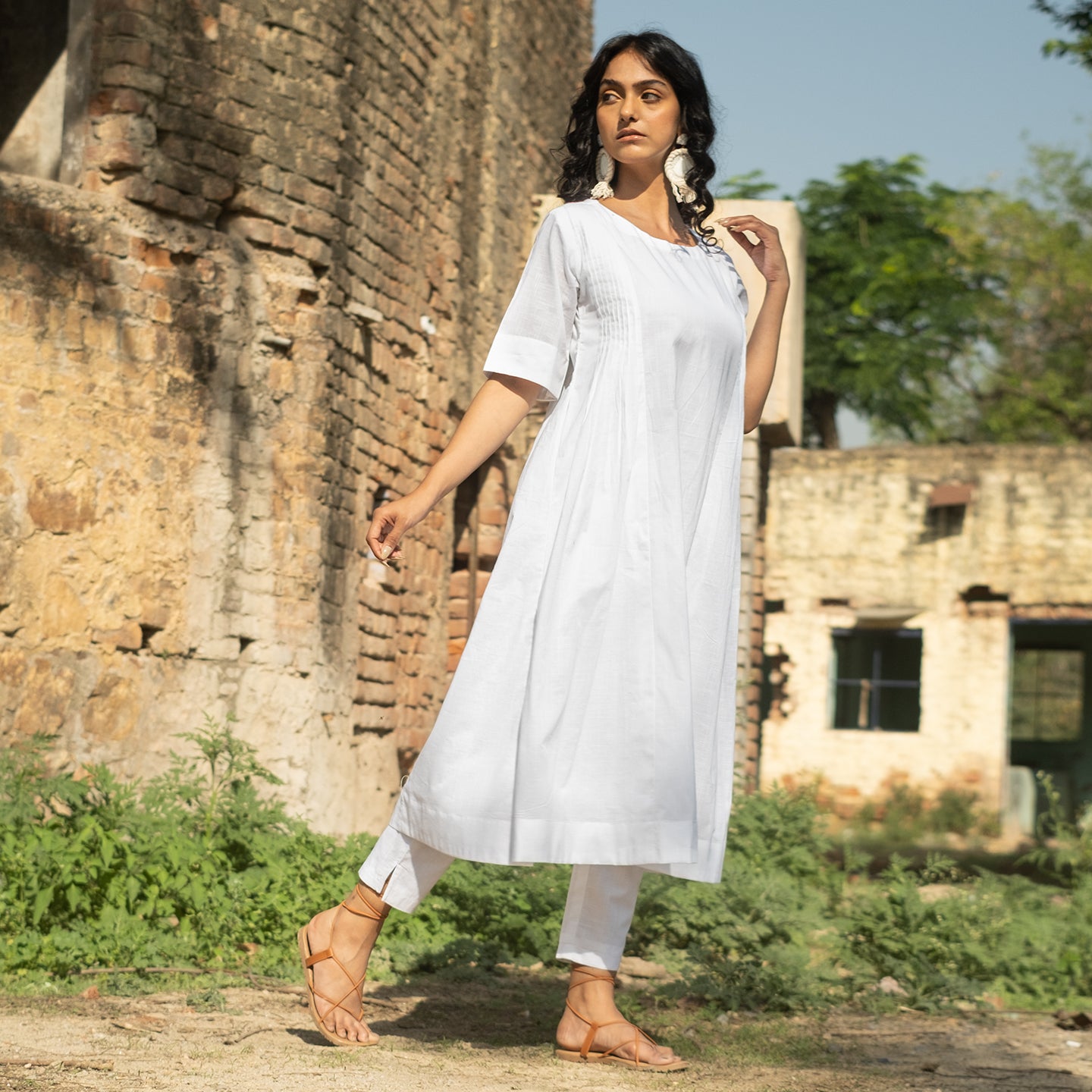 White Round neck kurta with pin tucks details