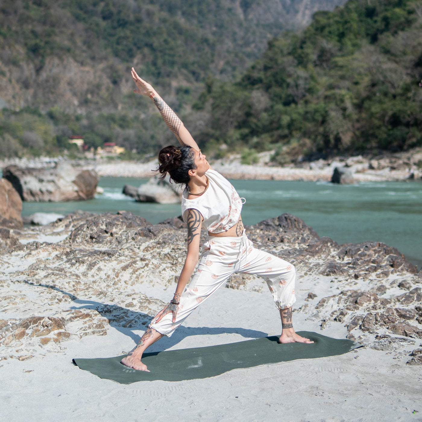 Women Cotton Hand Block Printed Yoga Pants and Yoga Top Set -Ananda — view 7