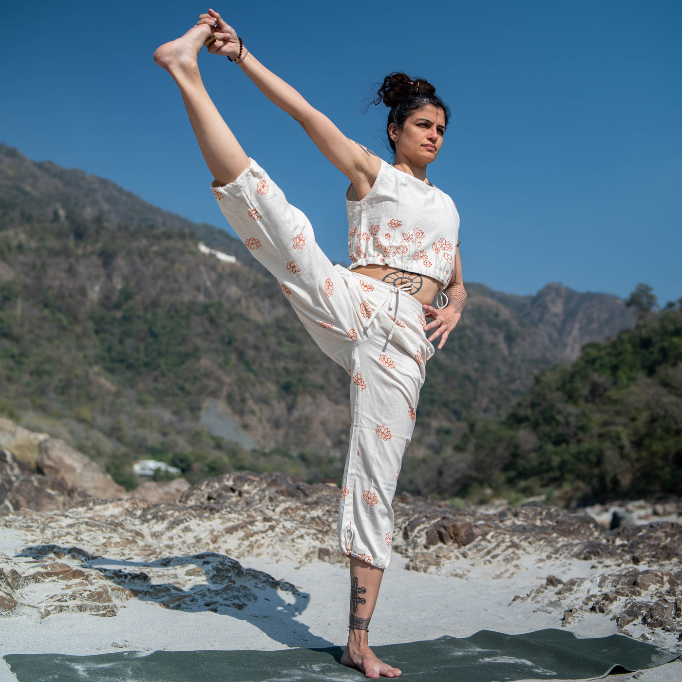 Women Cotton Hand Block Printed Yoga Pants and Yoga Top Set -Ananda — view 17