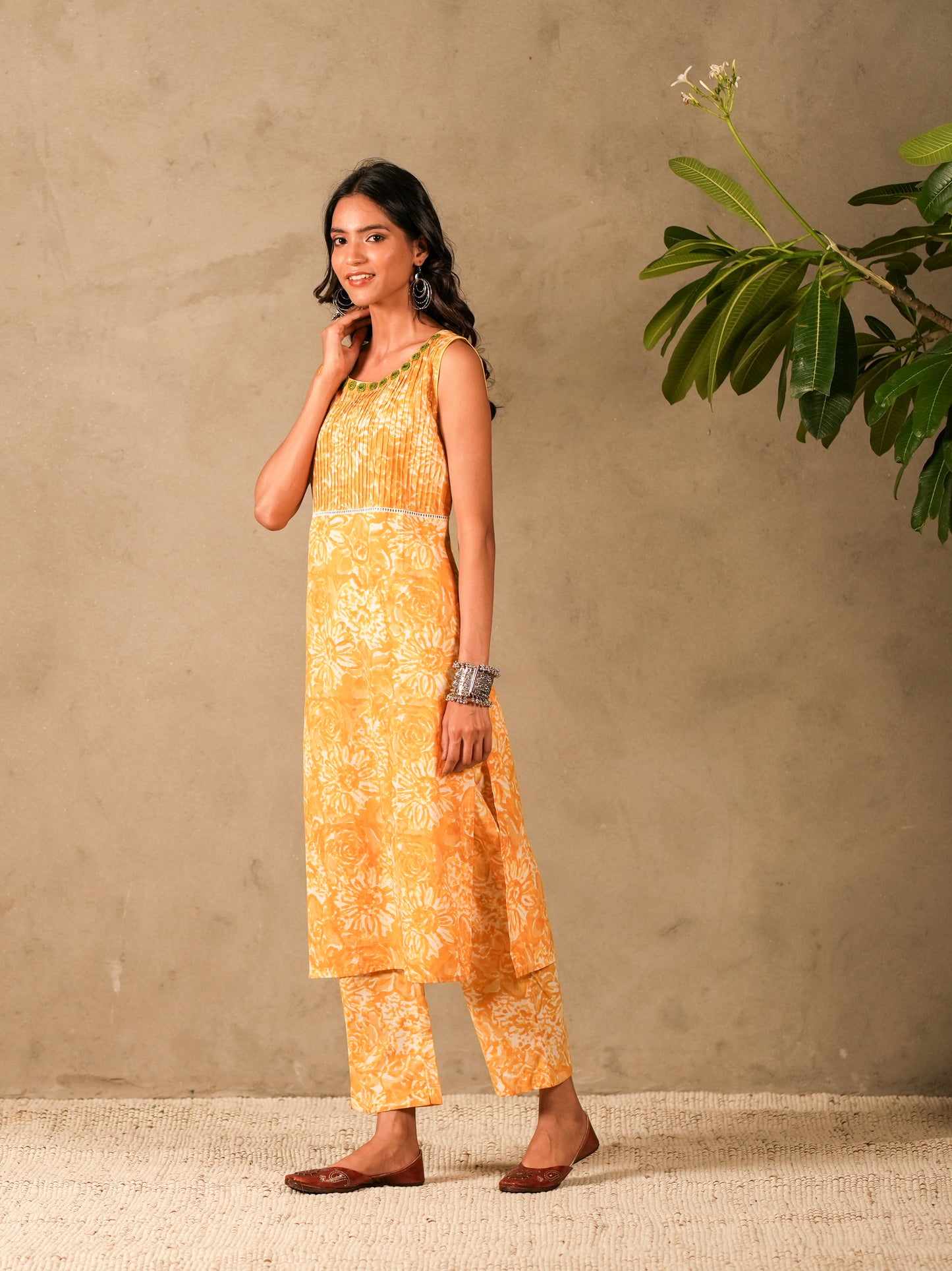 Yellow Floral Hand Block Print Sleeveless Straight Kurta, Mirror Embroidery Details with Straight Pants (Set of 2)