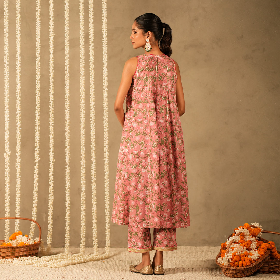 Pink Floral Printed Kalidar Sleeveless Long Kurta