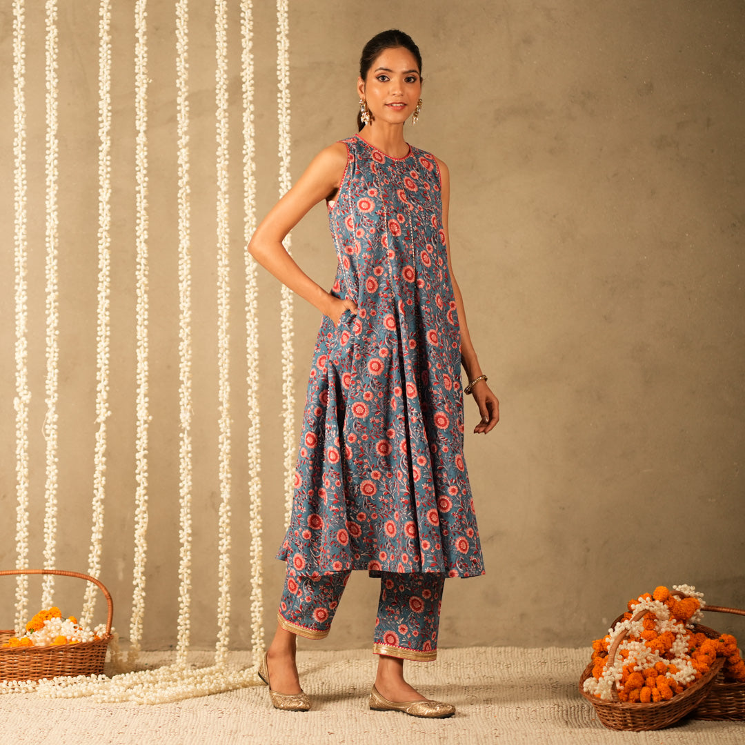 Blue Floral Printed Kalidar Sleeveless Long Kurta