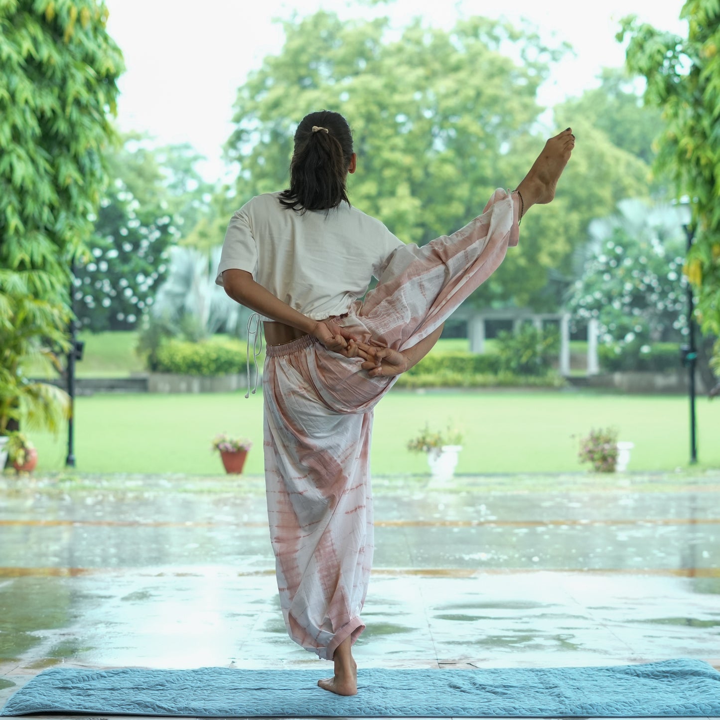 Womens Yoga Pant Tie and Dye Pink Chakra