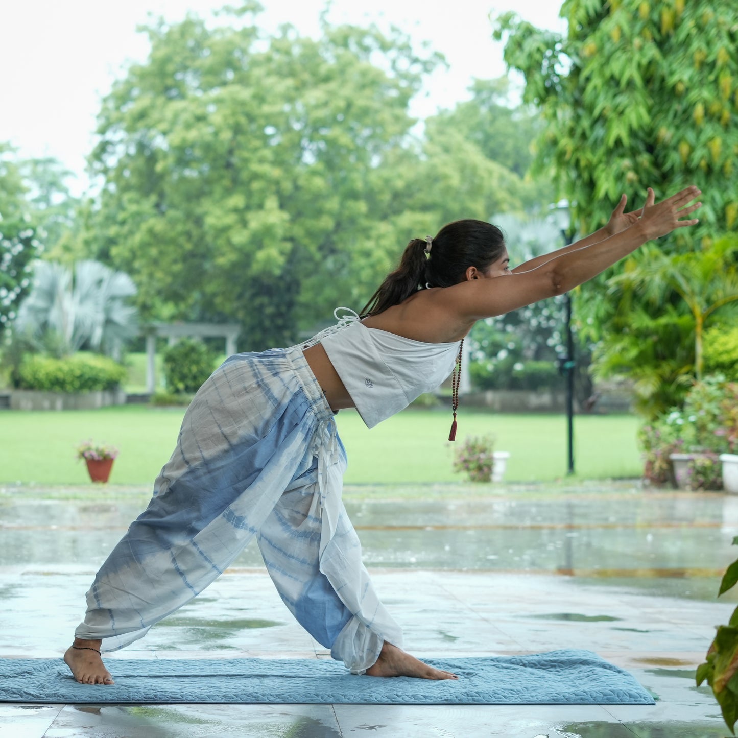 Womens Yoga Top White Akasha