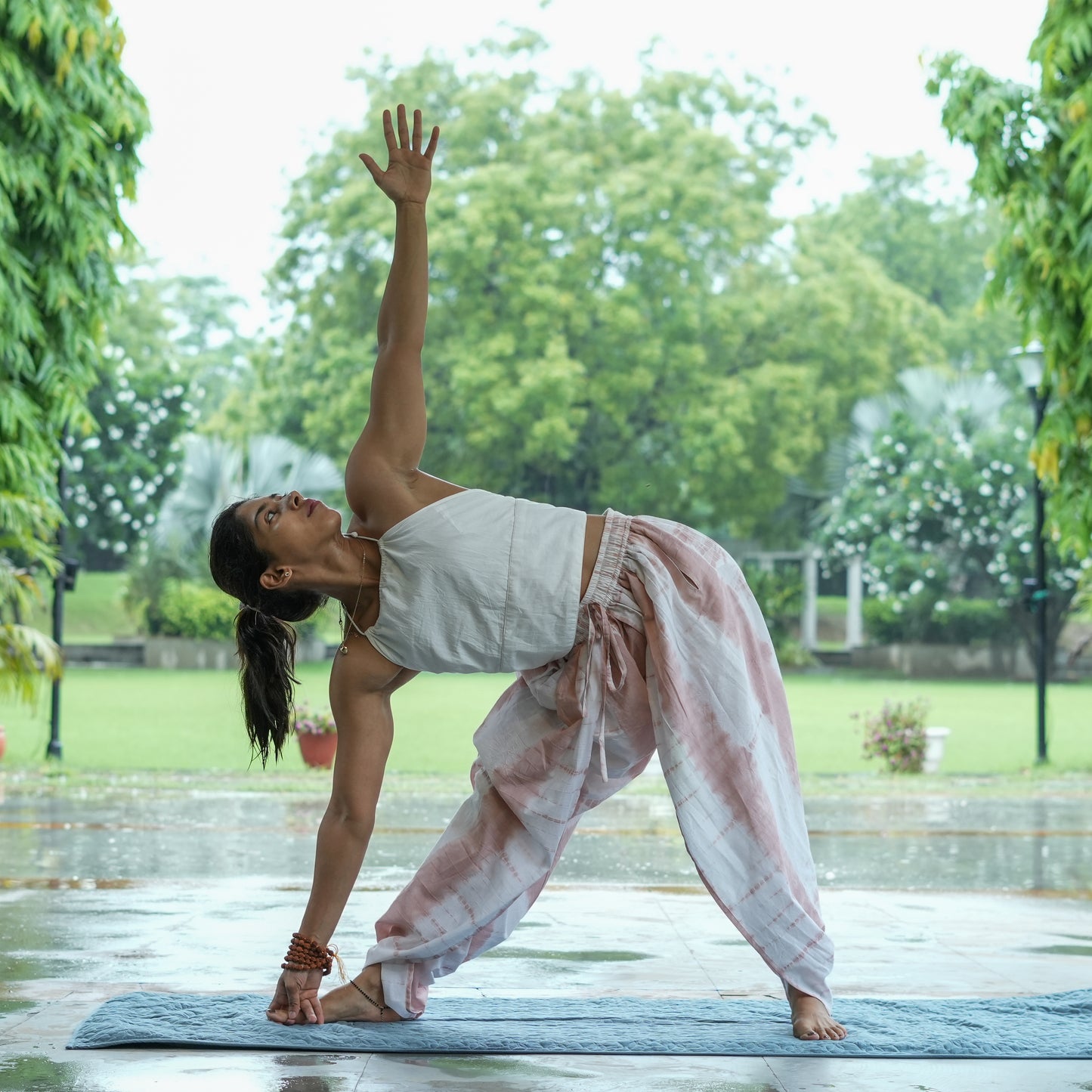 Womens Yoga Top White Akasha