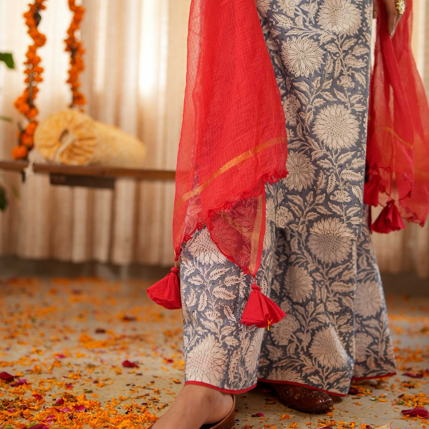 Red Cotton Kota Doria Dupatta With Scalloped Embroidered Edges With Tassel Details