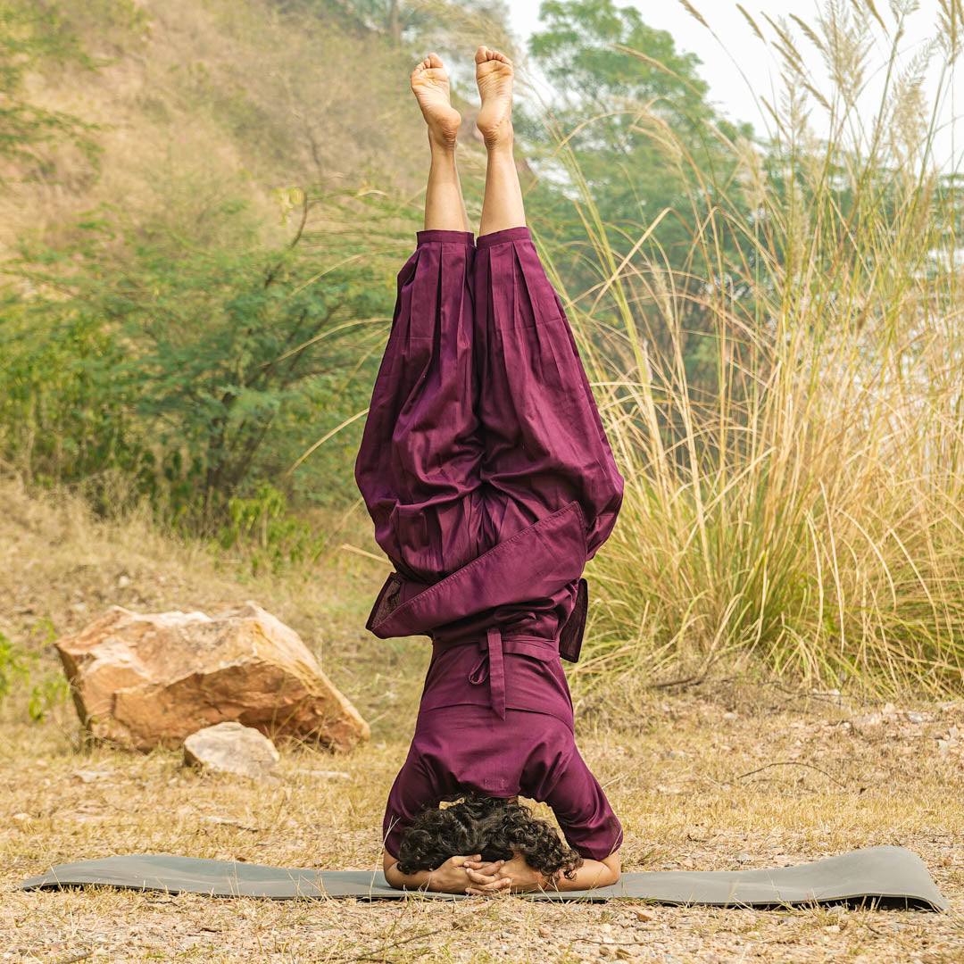 Purple cotton yoga trousers – breathable and flexible for women