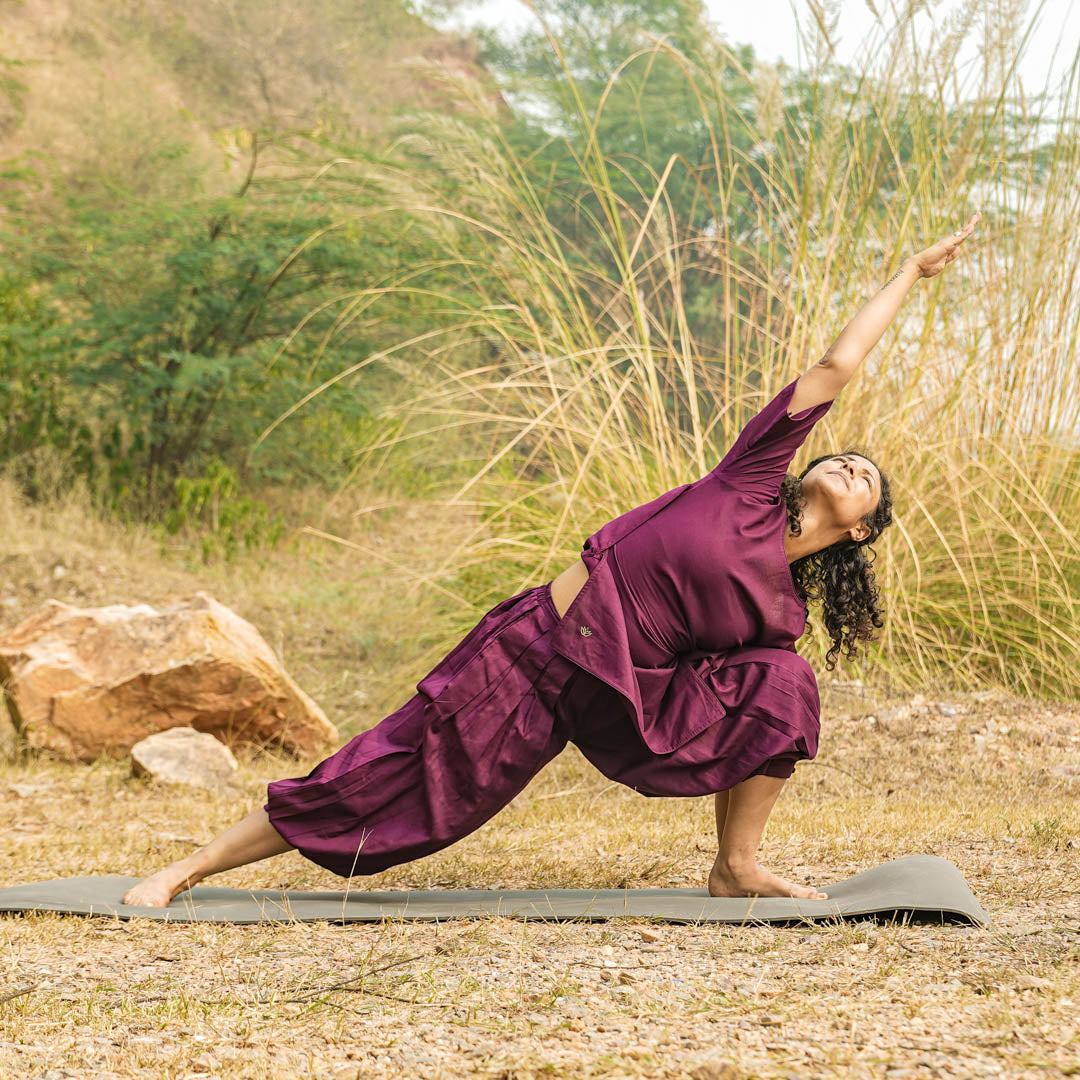 Akiso women’s yoga clothing – full purple cotton set for flexibility