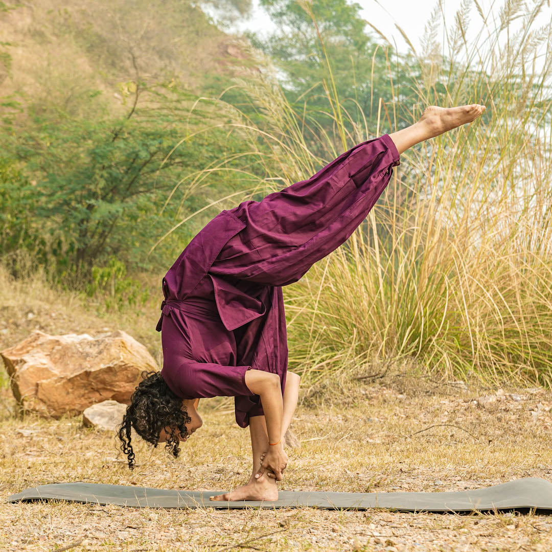 Purple top and yoga pants – women’s cotton loungewear for yoga