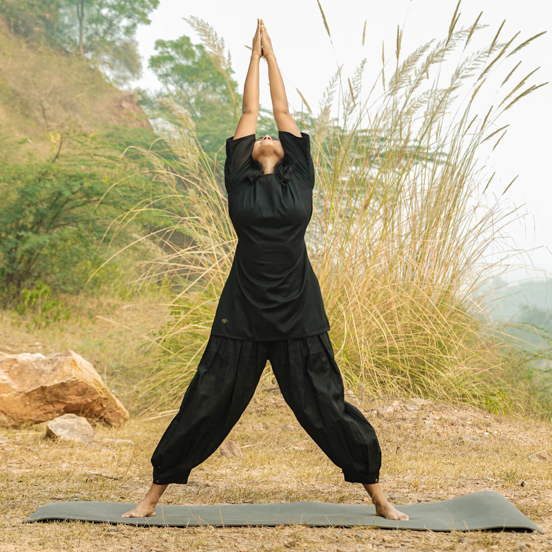 Women’s black co-ord set – stretch cotton yoga top and pants