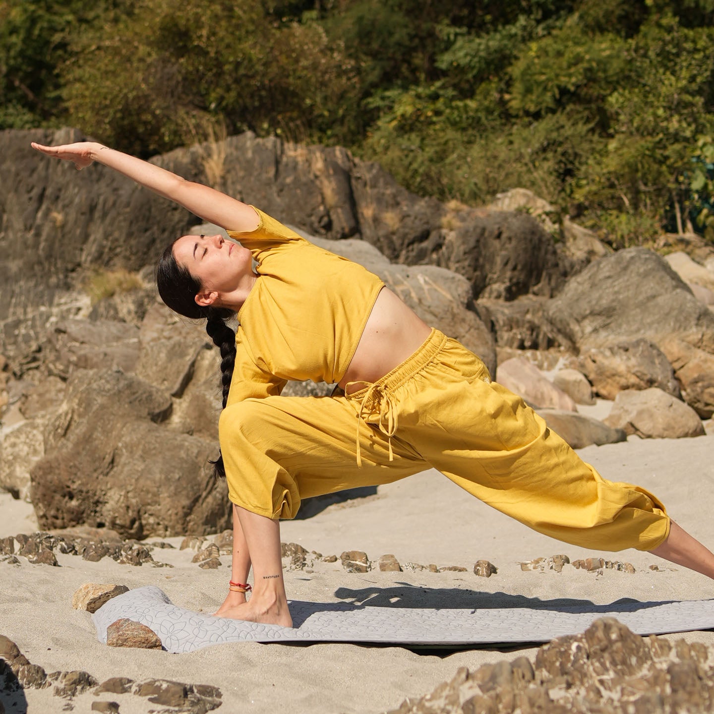 Women Cotton Yoga Pants and Yoga Top Yellow -Soma