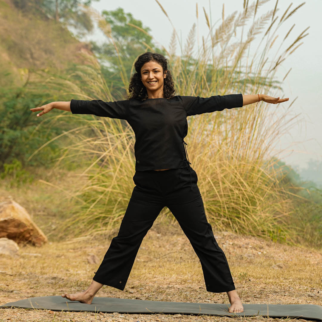 Black cotton yoga top for women – breathable and soft