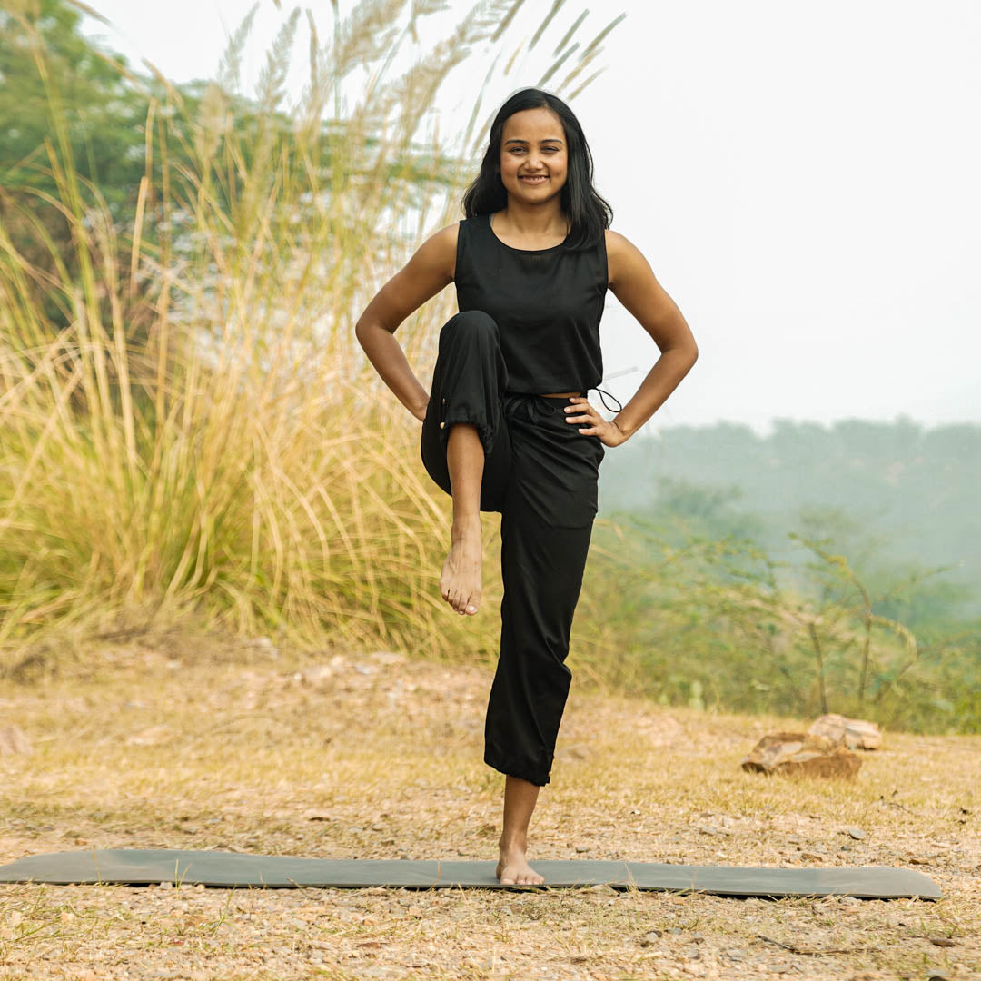 Women Cotton Yoga Pants Black -Ananda — view 5