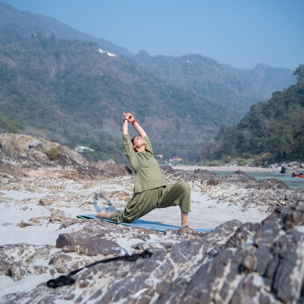 Women Cotton Yoga Pants and Yoga Top Set Green -Buddhi — view 6