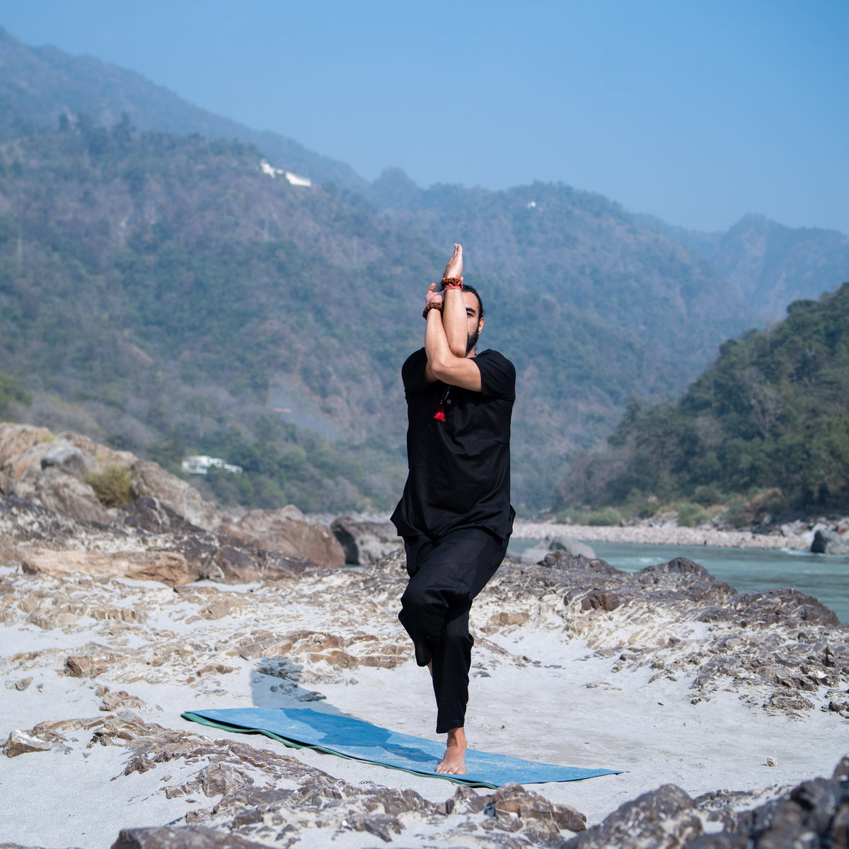 Men Cotton Yoga Top Black -Sattva — view 8