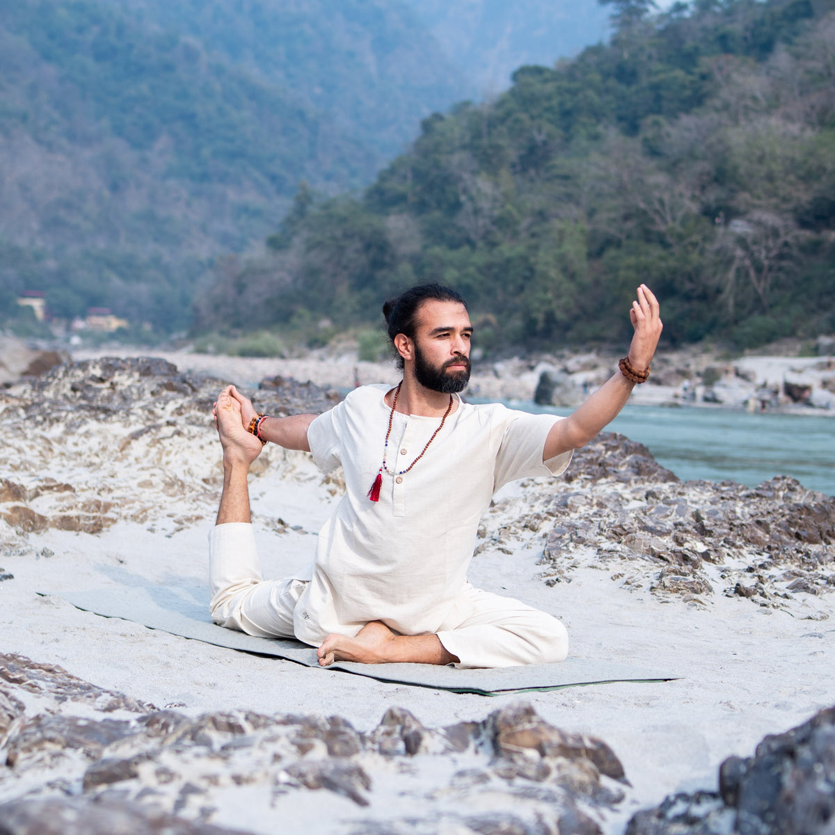 Men Yoga Pants and Yoga Top Set White -Sattva — view 9