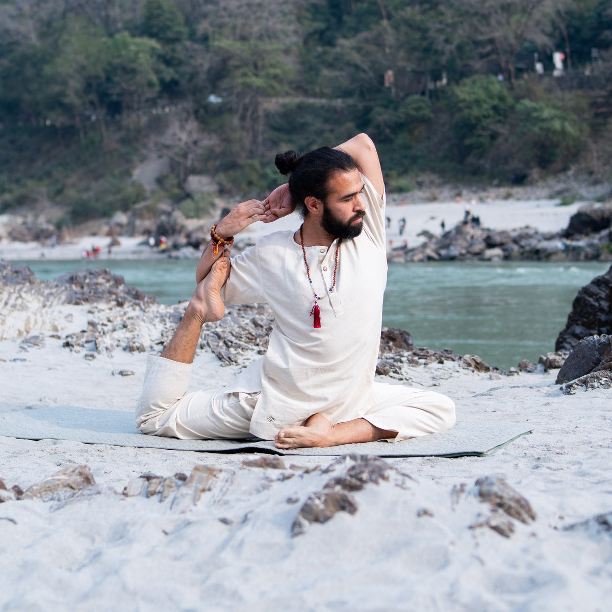 Men Yoga Pants and Yoga Top Set White -Sattva — view 10