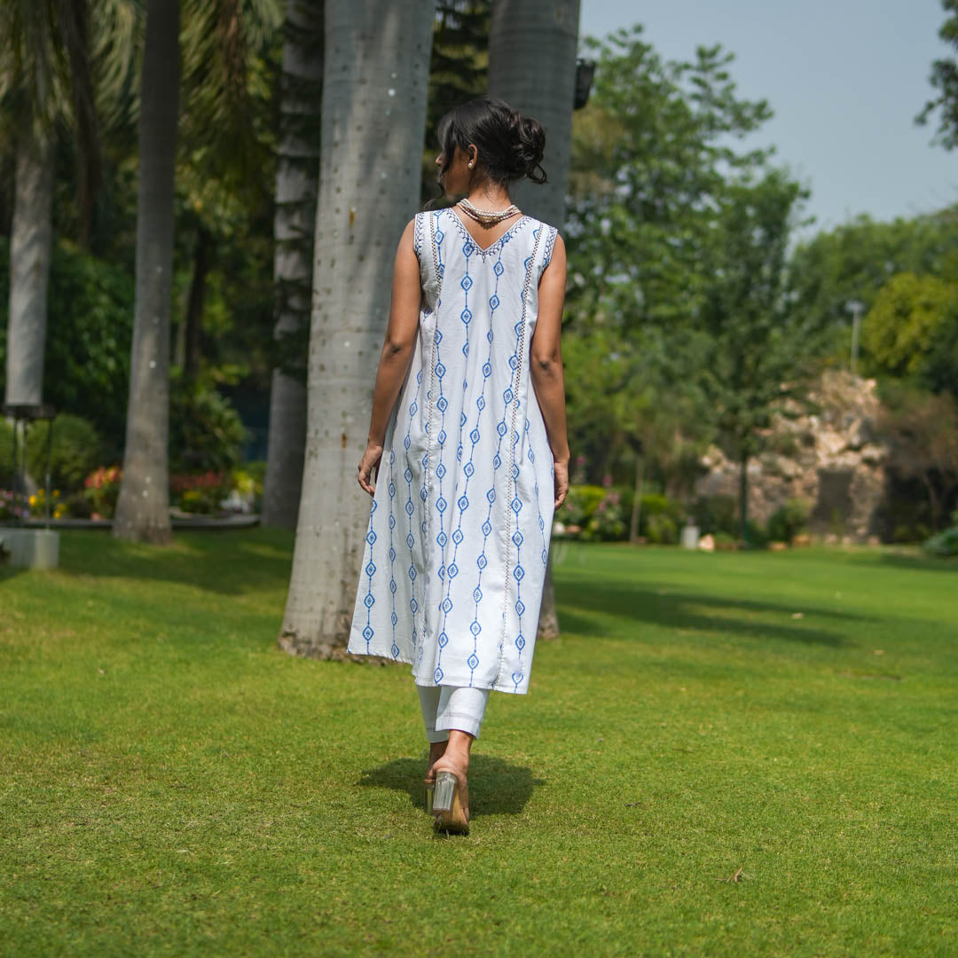 White Hand Block Printed Flared Sleeveless Kurta