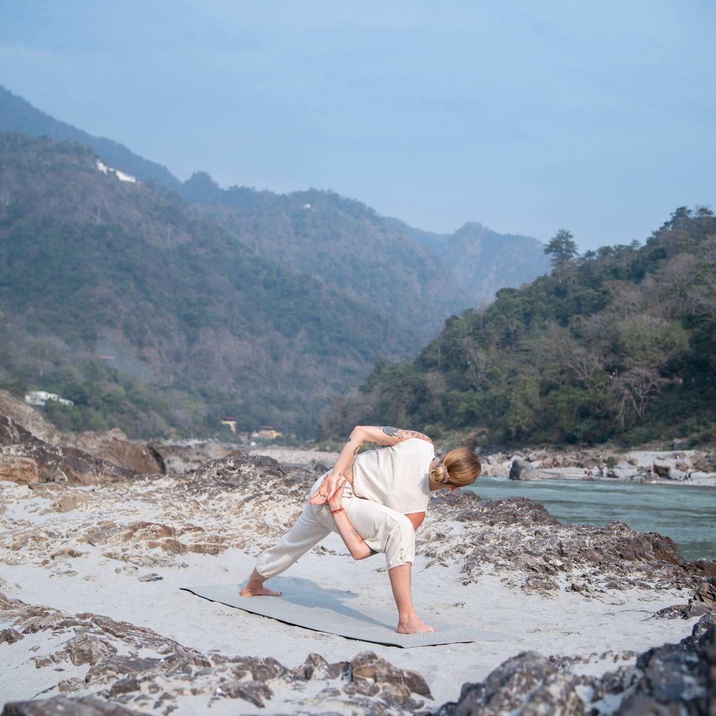 Women Cotton Yoga Pants and Yoga Top Set White -Ananda