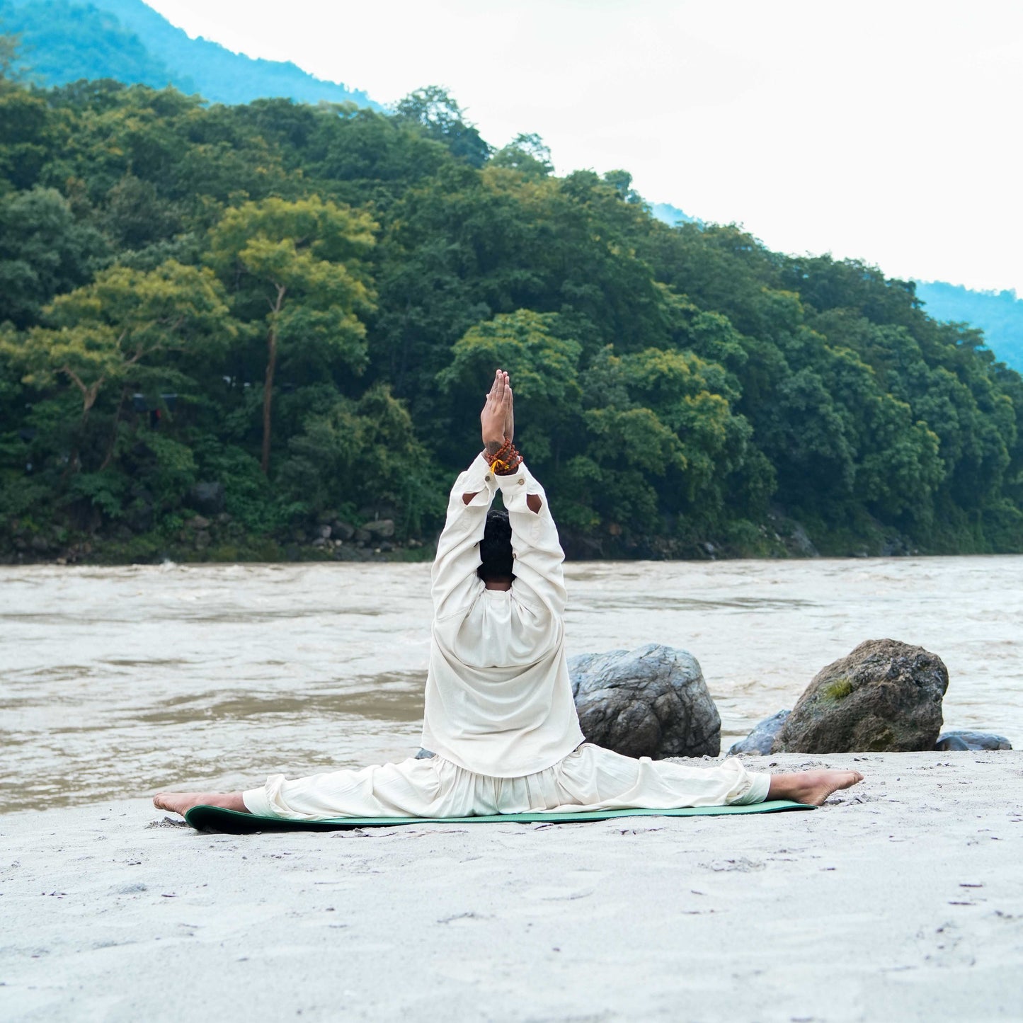 Men Yoga Pants and Yoga Top Set White -Prithvi