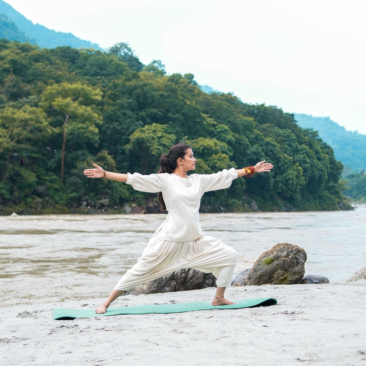 Women Cotton Yoga Pants and Yoga Top Set White -Buddhi