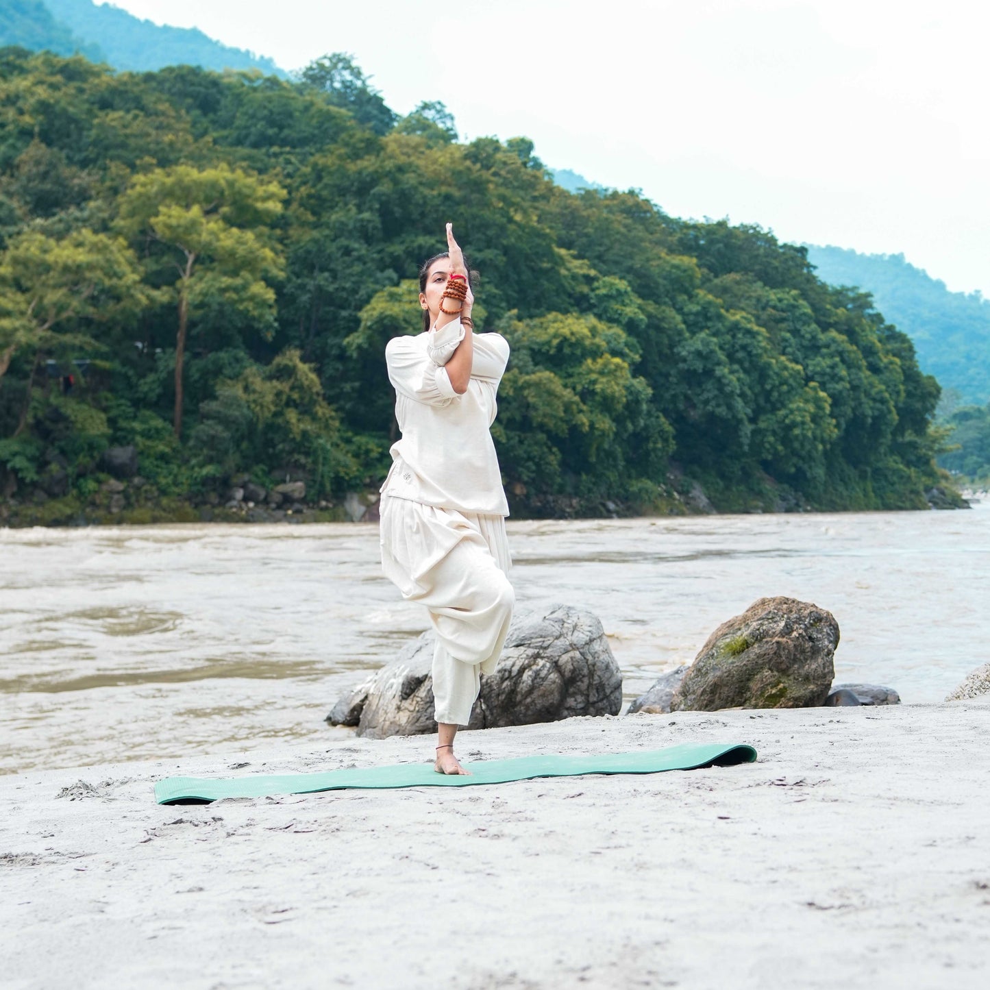 Women Cotton Yoga Pants and Yoga Top Set White -Buddhi