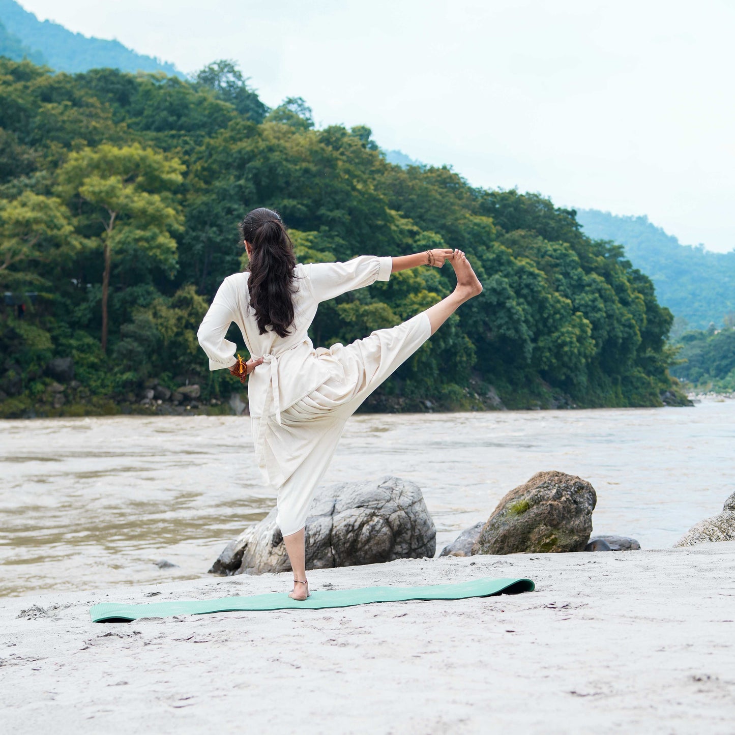 Women Cotton Yoga Pants and Yoga Top Set White -Buddhi