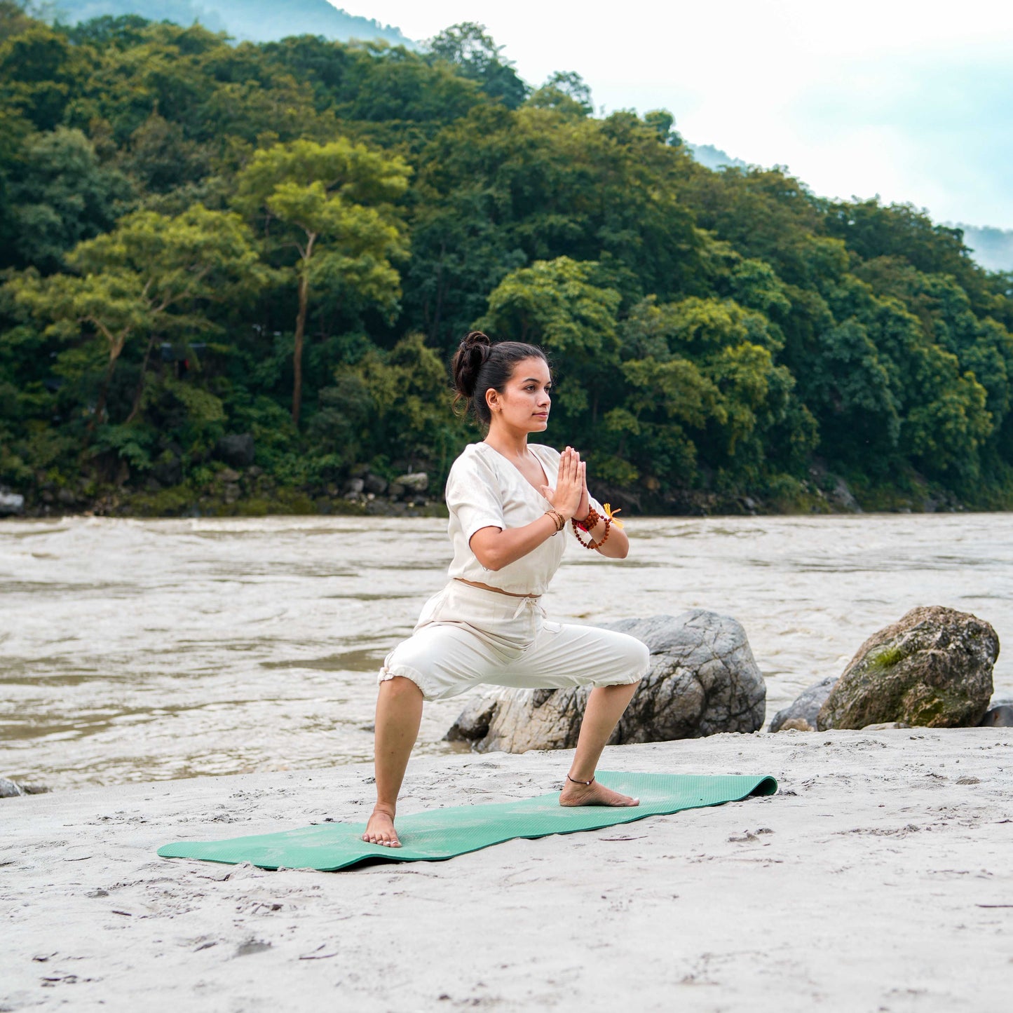 Women Cotton Yoga Pants and Yoga Top Set White -Apas