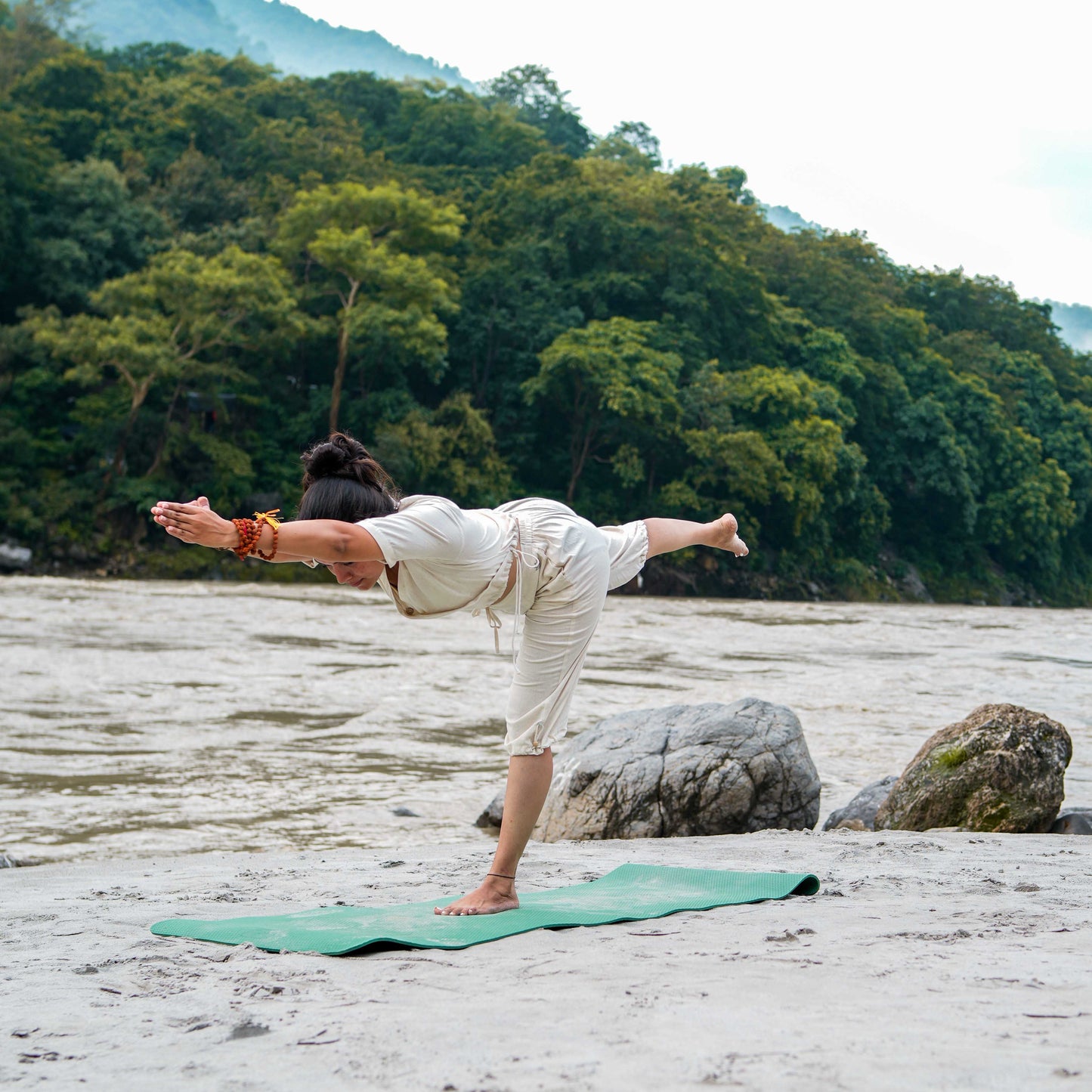 Women Cotton Yoga Pants and Yoga Top Set White -Apas