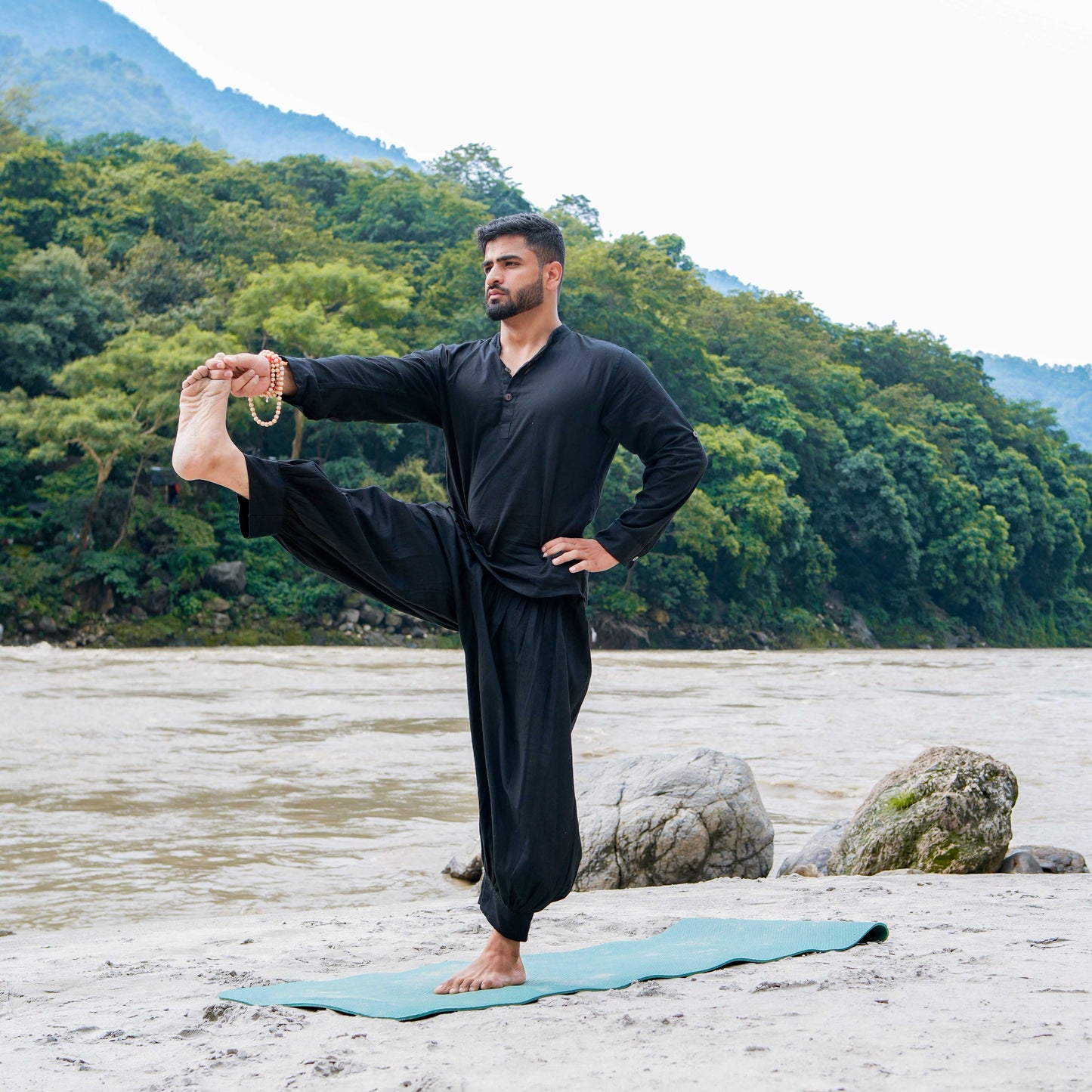 Men Yoga Pants and Yoga Top Set Black -Prithvi
