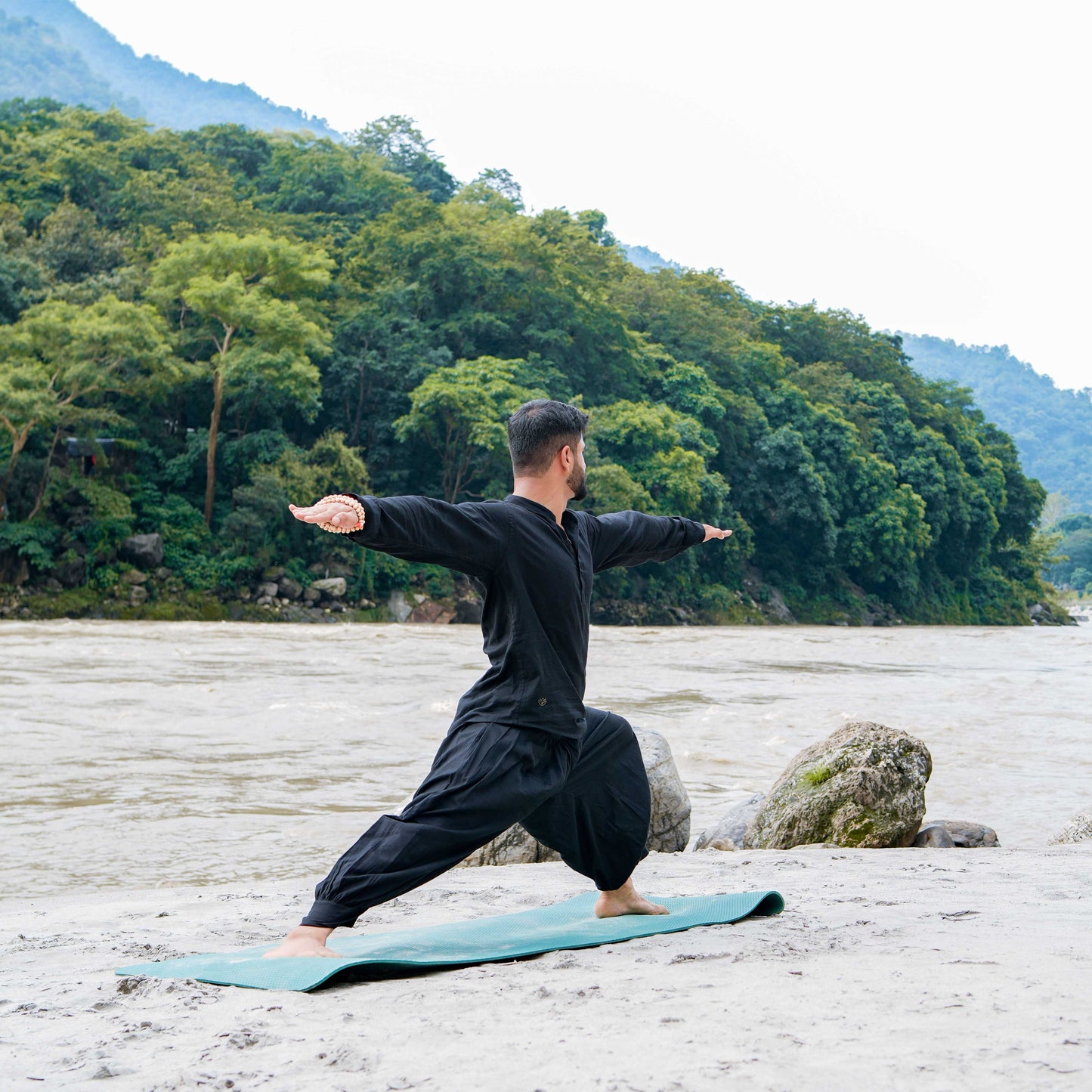 Men Yoga Pants and Yoga Top Set Black -Prithvi