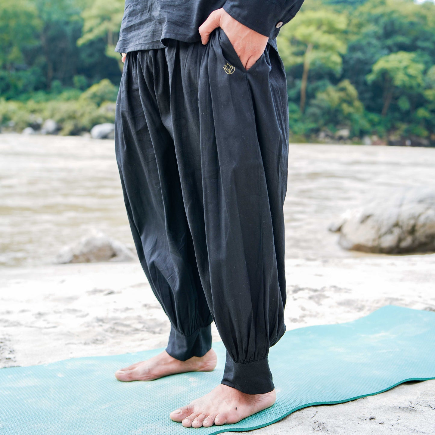 Men Cotton Yoga Pants Black -Prithvi |AKISO