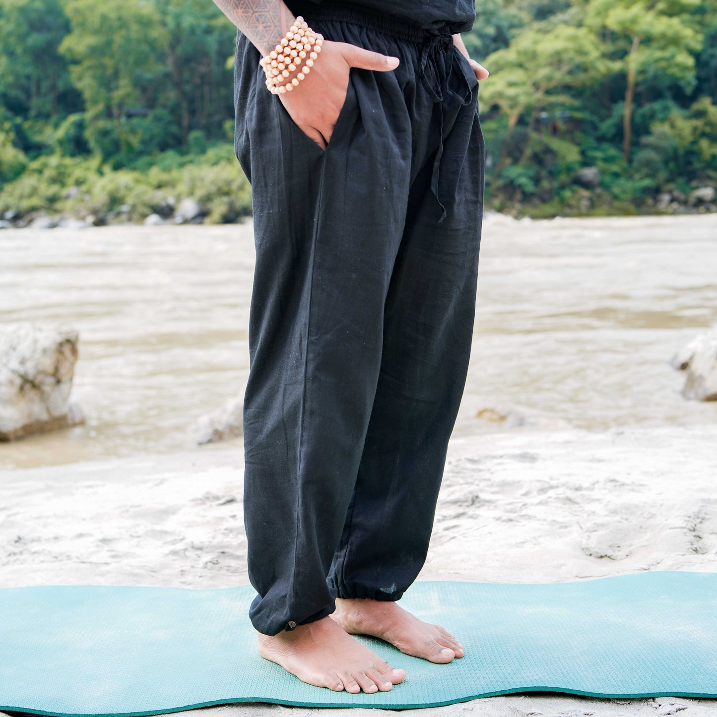 Men Cotton Yoga Pants Black -Tejas |AKISO