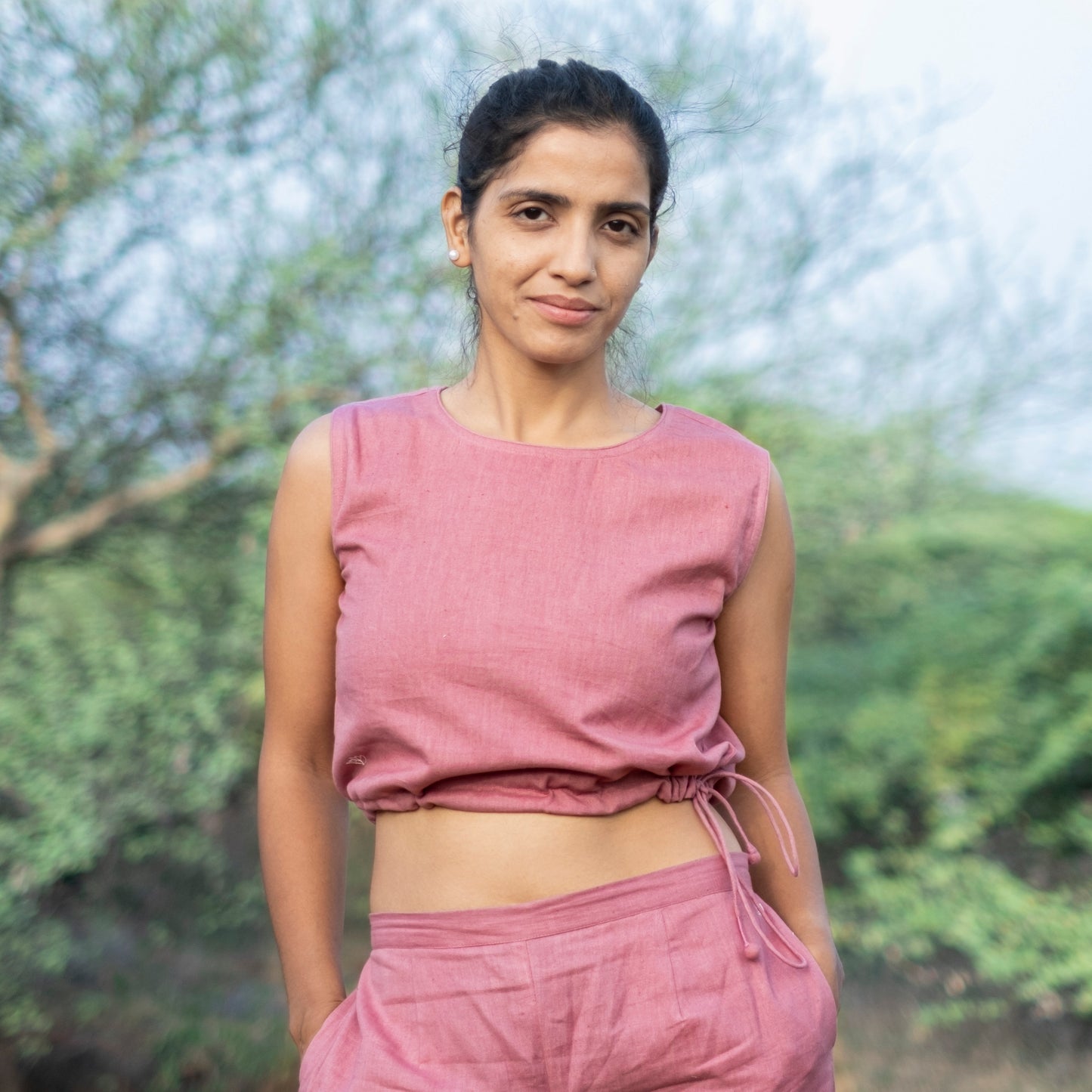 Trendy Crop Top for Yoga in Pink |AKISO