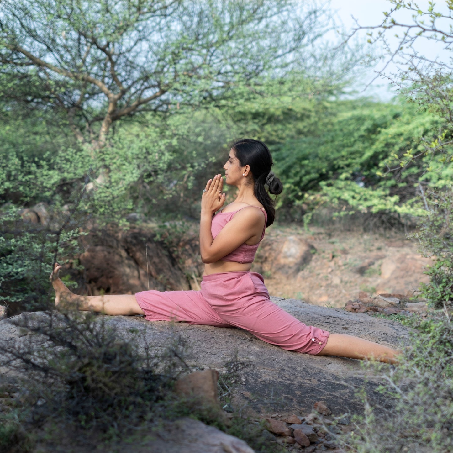 Akiso women’s yoga leggings in soft cotton – pink shade