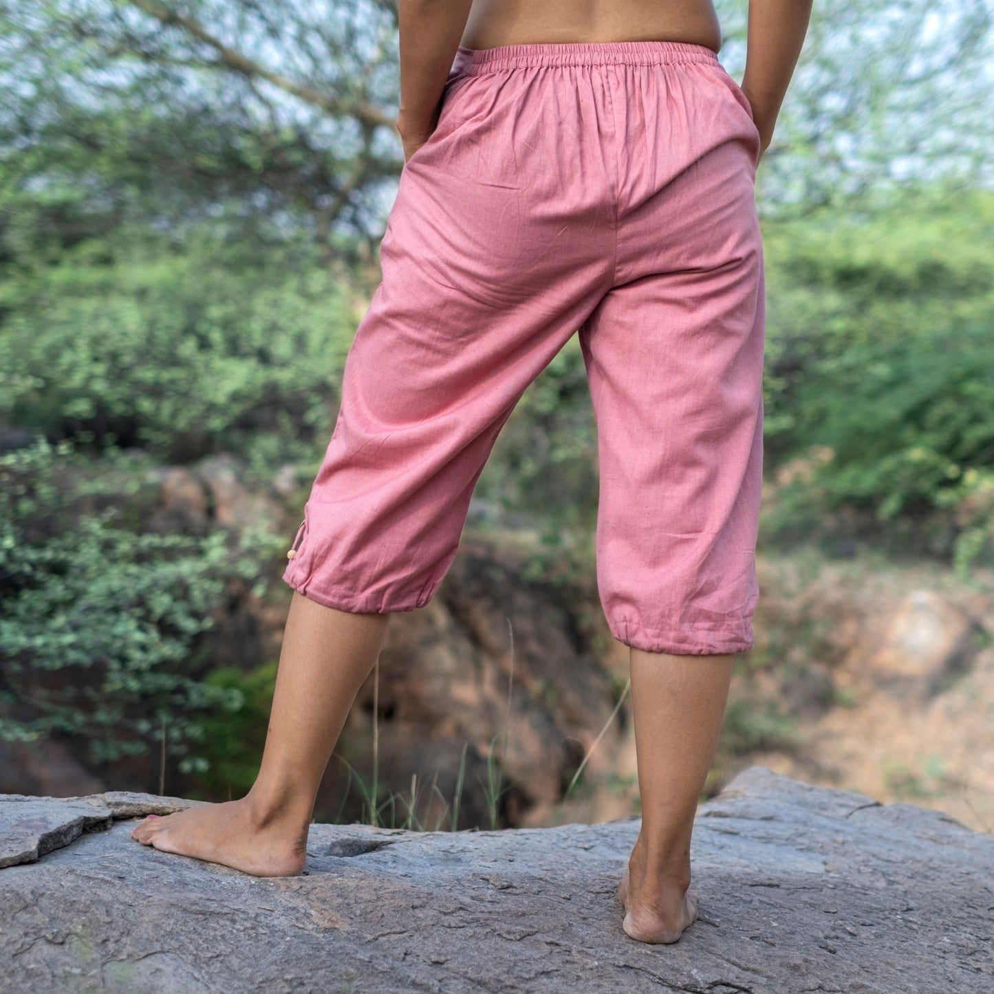 Pink cotton yoga bottoms for women’s daily practice