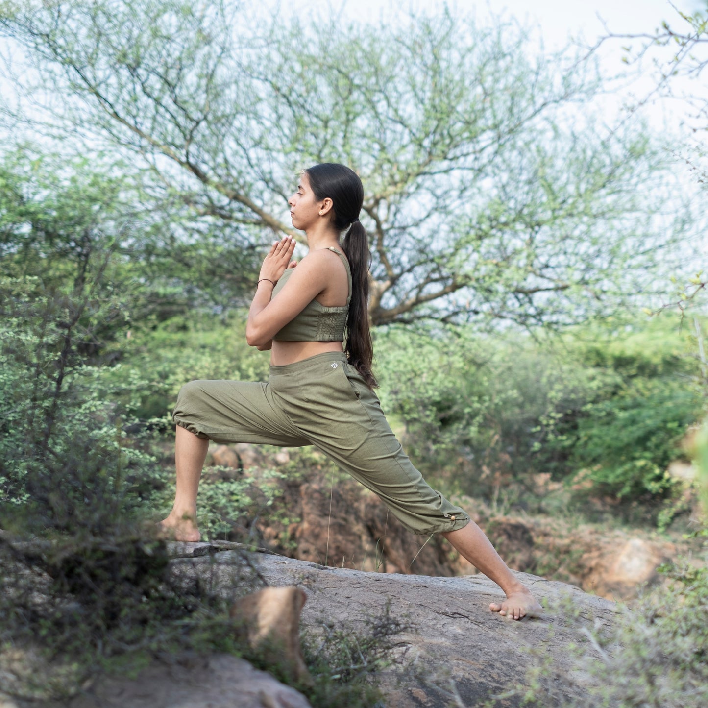 Akiso soft green yoga pants and top for women’s daily practice