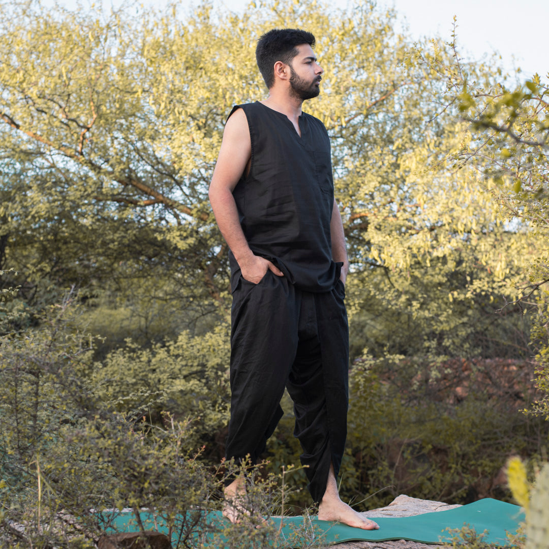 Men’s black cotton dhoti pant and top set – Akiso yoga wear