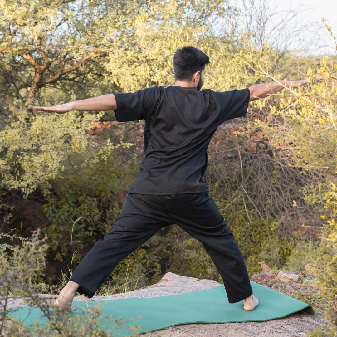 Sattva Yoga Top Black