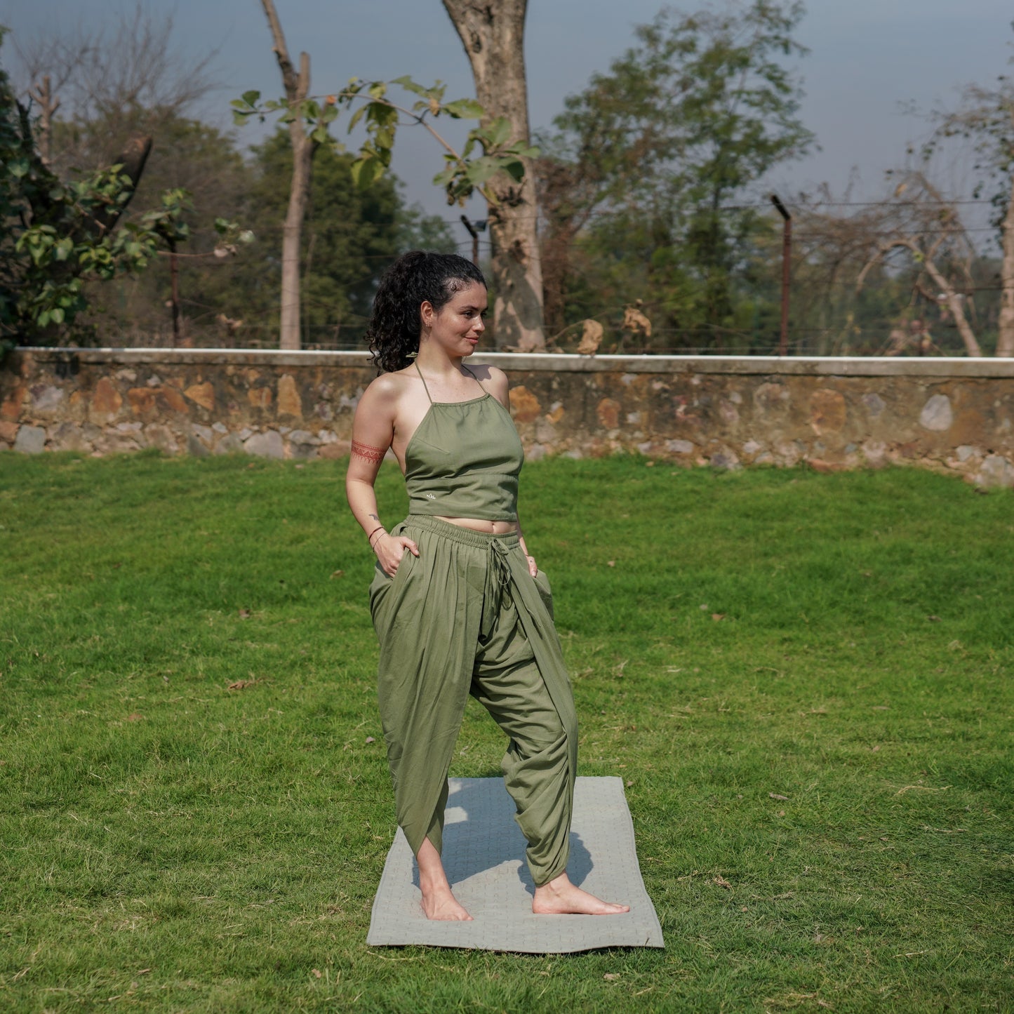 Women Cotton Yoga Pants and Yoga Top Set Green -Akasha