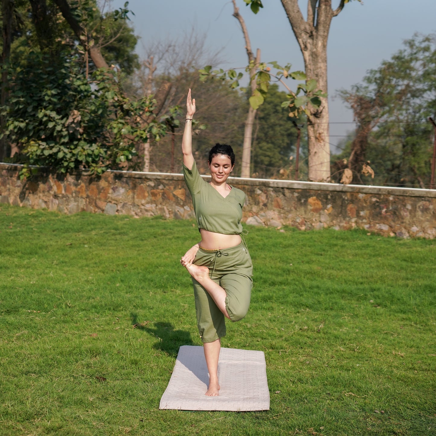 Women Cotton Yoga Top Green -Apas