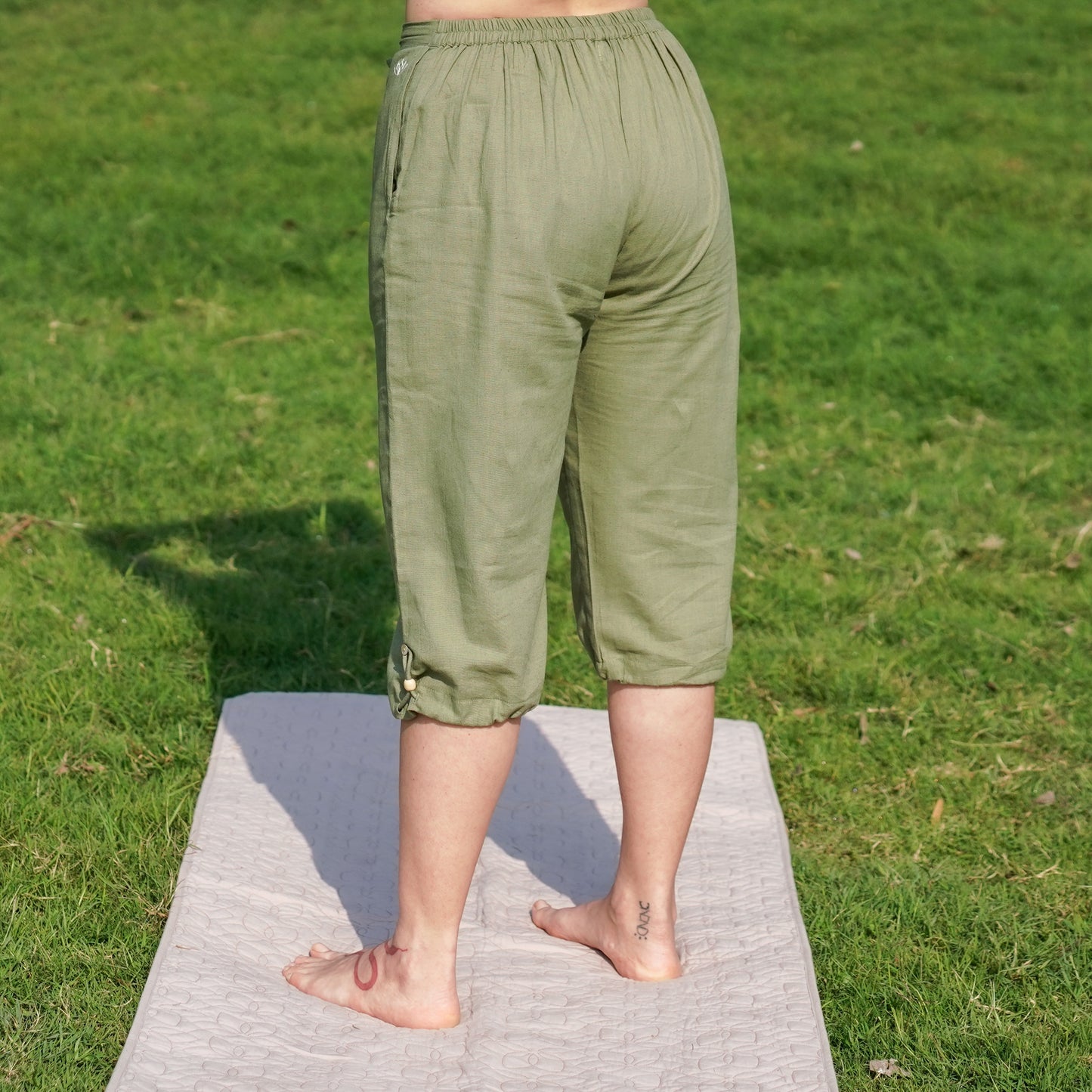 Women Cotton Yoga Pants and Yoga Top Set Green -Apas