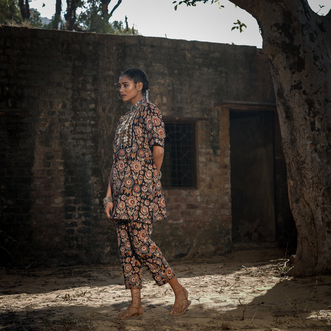 Black Block Printed Oversized Short Kurta With Embroidery Detail