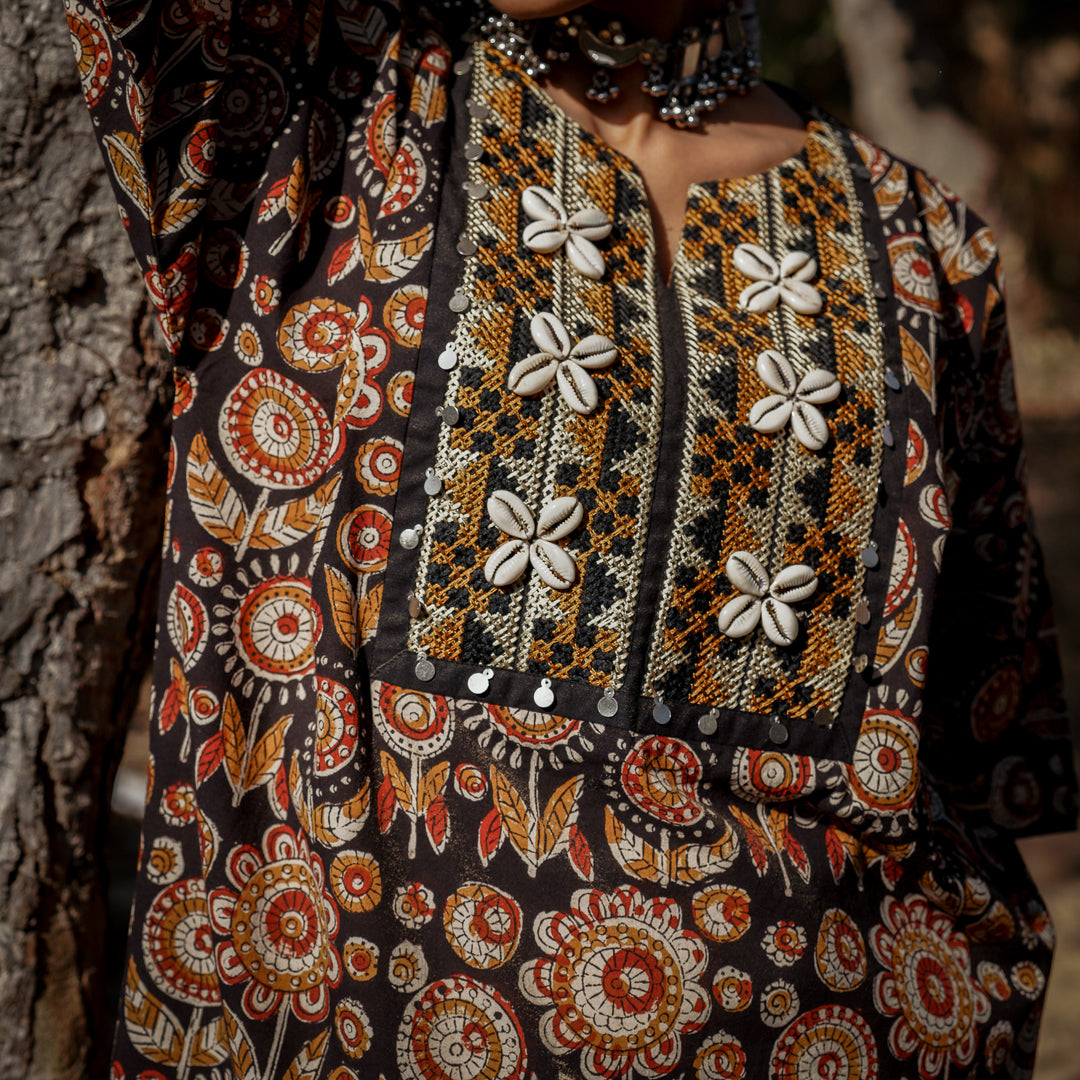 Black Block Printed Oversized Short Kurta With Embroidery Detail