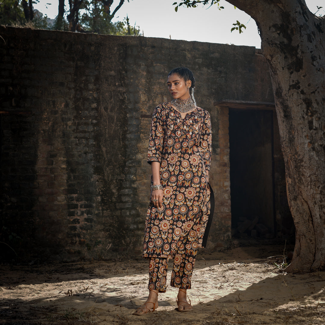 Black Block Printed Straight Kurta With Embroidery Detail On Yoke