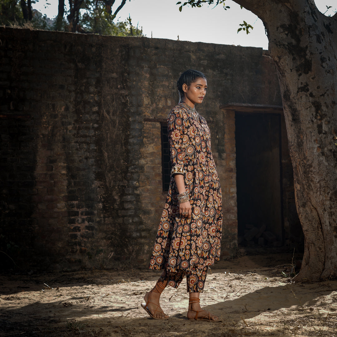 Black Block Printed Panelled Kurta With Embroidery Detail