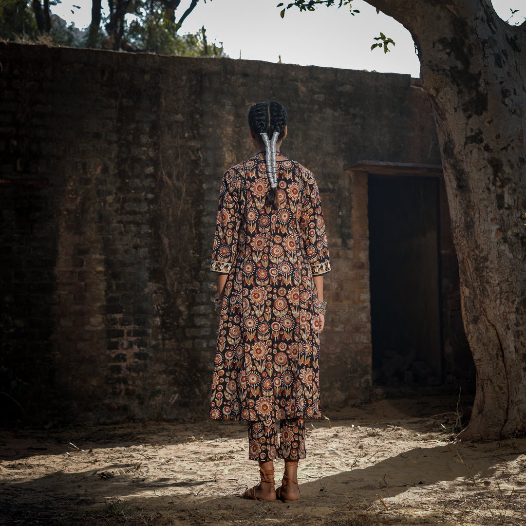 Black Block Printed Panelled Kurta With Embroidery Detail