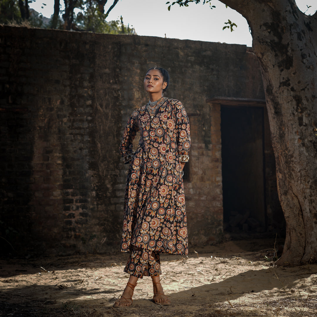 Black Block Printed Panelled Kurta With Embroidery Detail