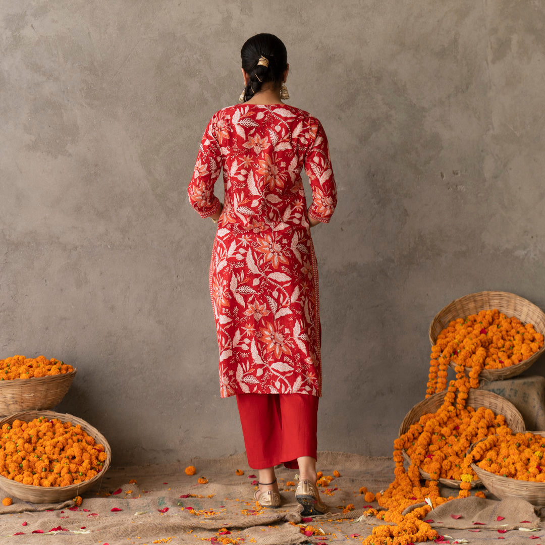 Red block printed pintuck detail with side slits kurta set with dupatta